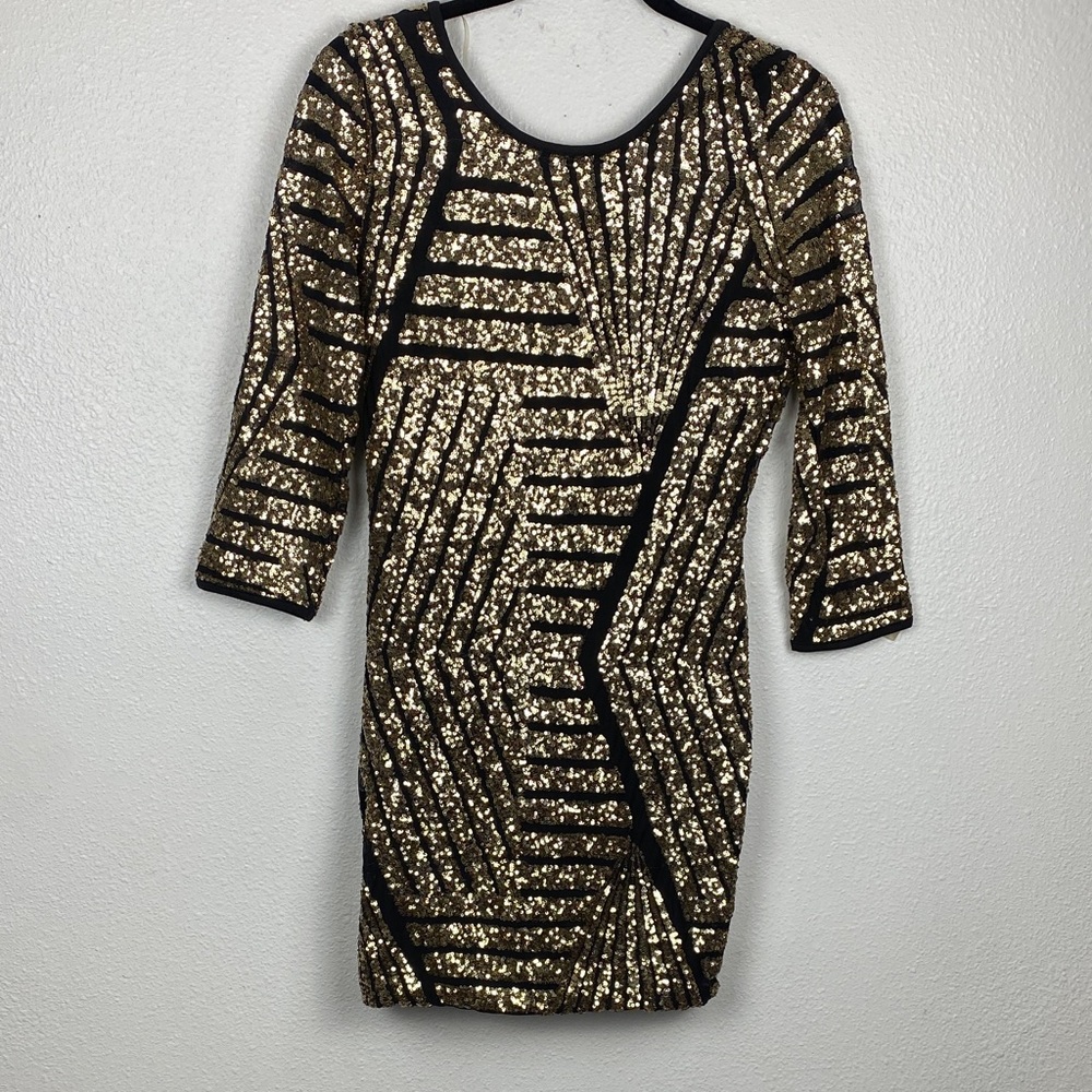 Gold Sequin Bodycon Dress with Black Accents - Picture 3 of 16